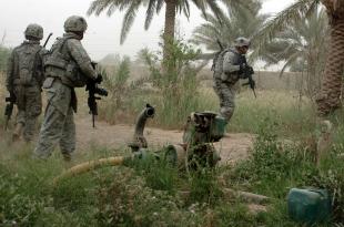 Iraq-Shula-US-troops-May2006.jpg