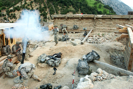 US-soldiers-mortars-Nuristan.jpg