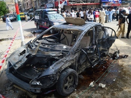 Karachi_Blast_AFP_June_2013.jpg